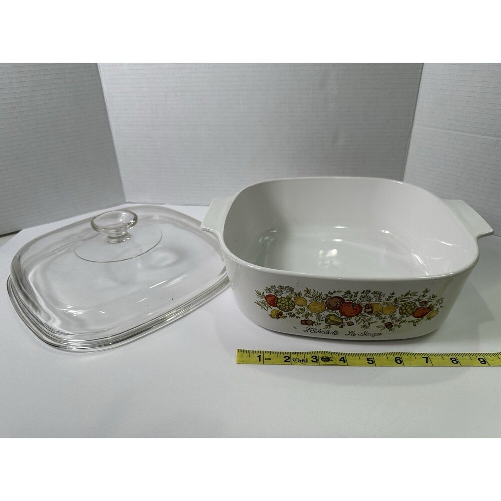 Corning Ware Spice of Life 4 Quart A-84-B L'Echalote La Sauge w/Pyrex Lid A-12-C